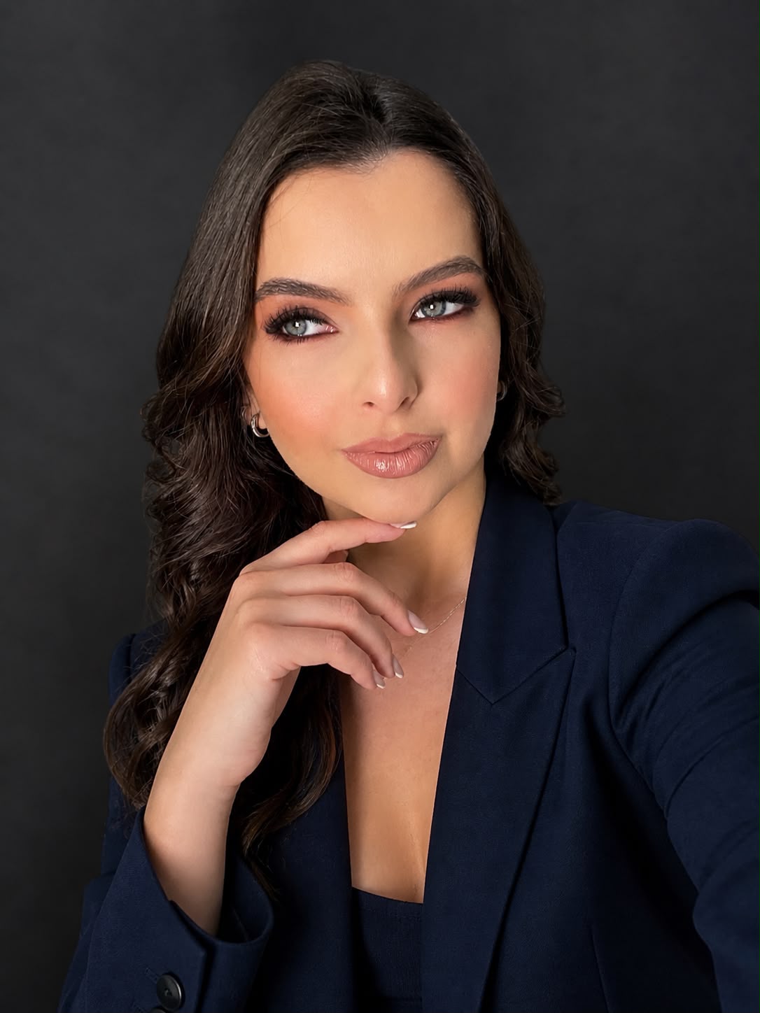 Bruna Zanardi — Estética facial & olhar